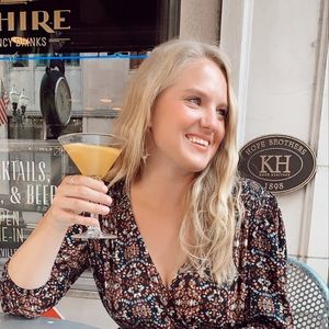 Meet your Posher, Olivia